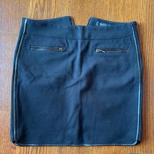 White House black market skirt, size 00